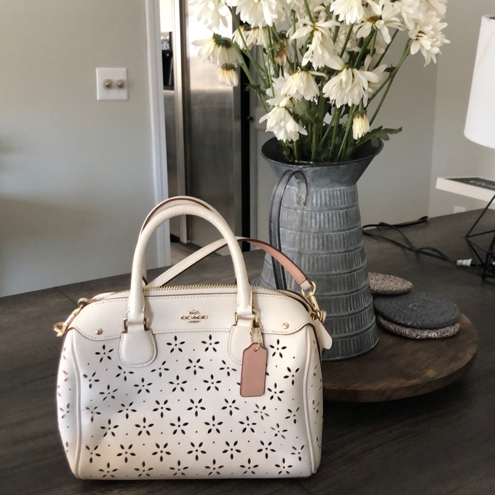 Brand New Coach Purse with Crossbody Strap!